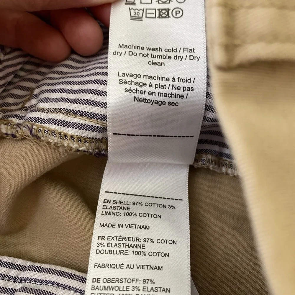 UNTUCKit chino shorts